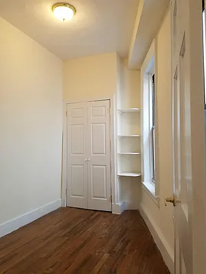 Rented by Keller Williams NYC | media 68