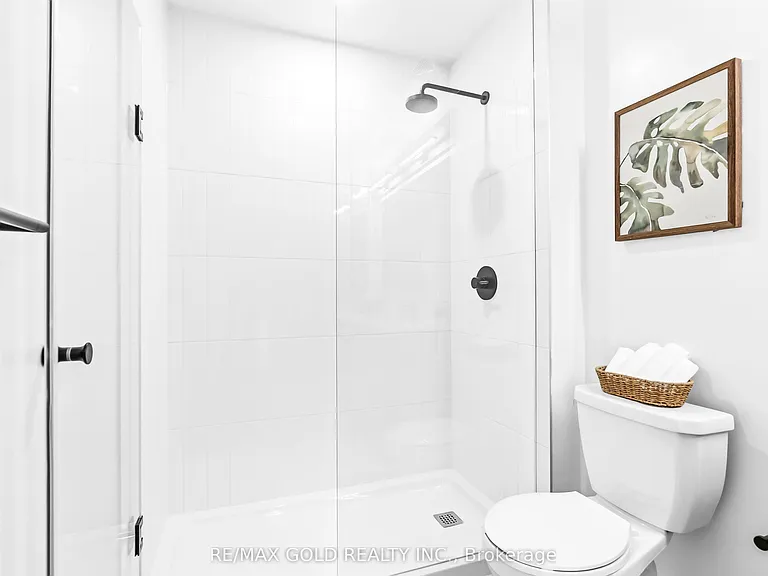2495 Eglinton Ave W #2709 — Photo 20