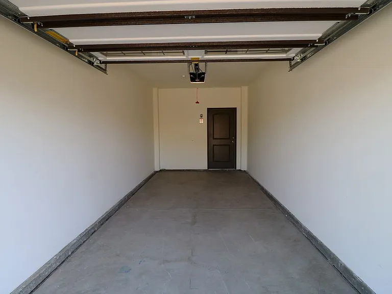 Santa Barbara Luxury Apartment Homes — Photo 52