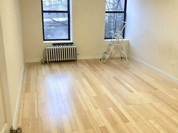 4th image of 11880 Metropolitan Ave APT 1D