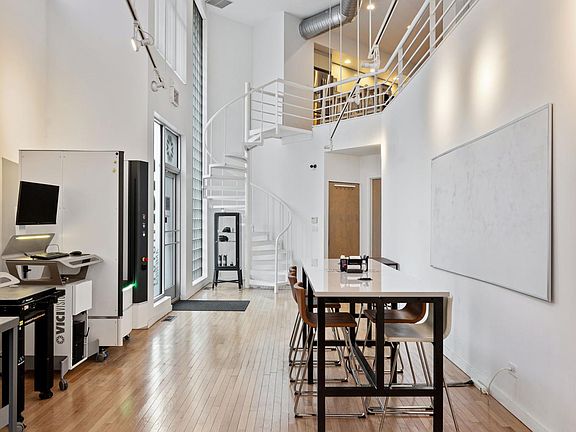3rd image of 740 N Ogden Ave Ste 1