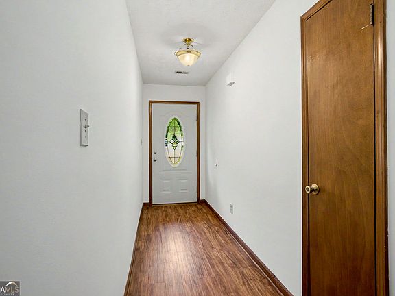 2nd image of 309 Deergrass Trl