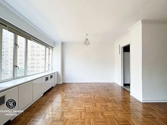 5th image of 166 E 63rd St APT 5F
