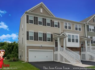 1724 Beacon Ln, Warrington, PA 18976