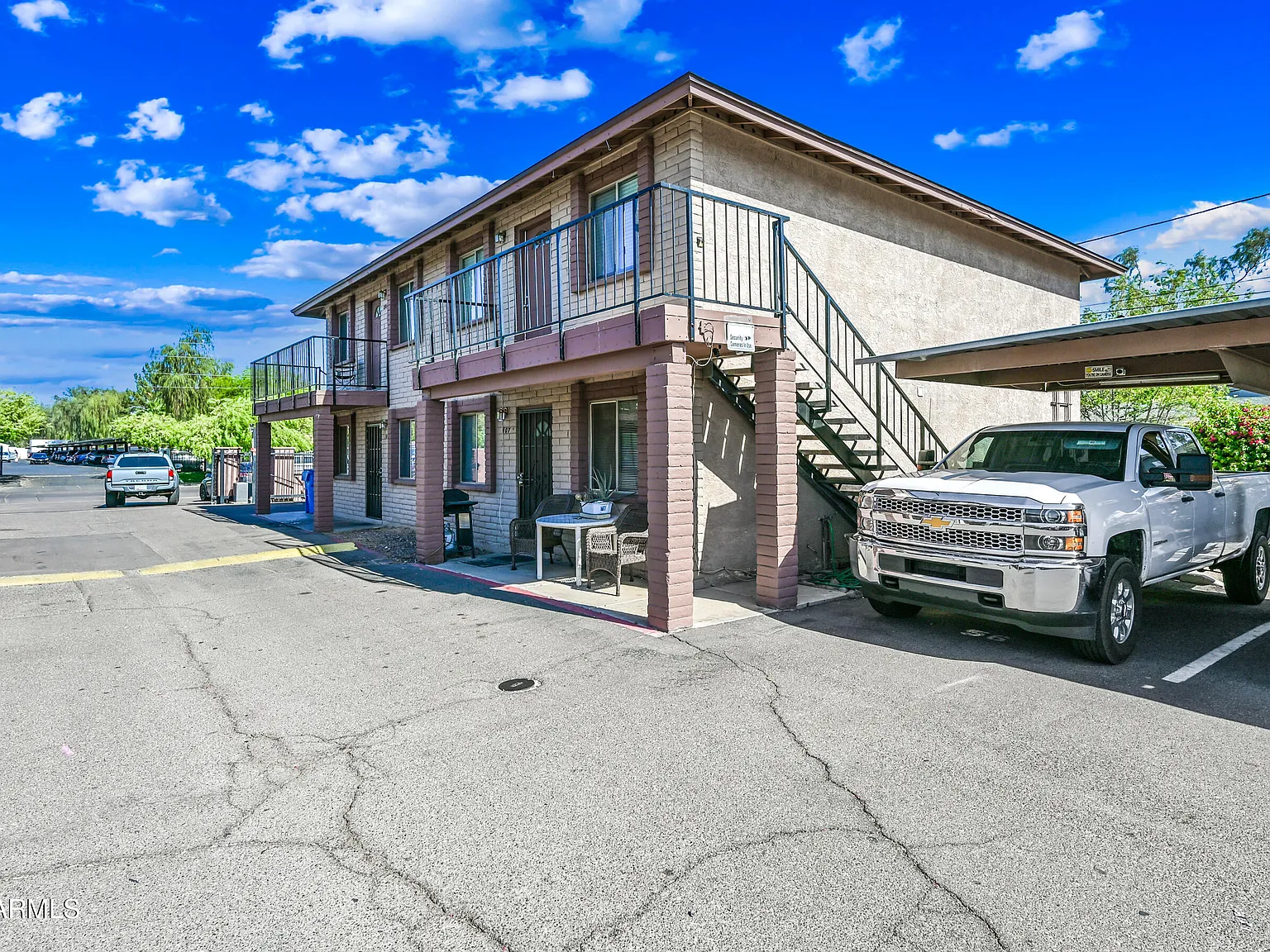 2 bed, 1.5 bath, 707 sqft, $1,150 — Photo 1