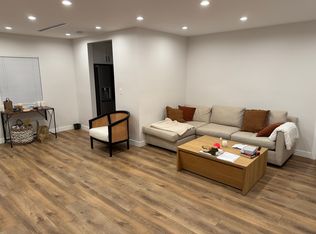 19001 Community St, Northridge, CA 91324