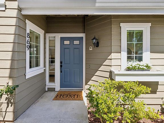 4th image of 869 Newport Cir