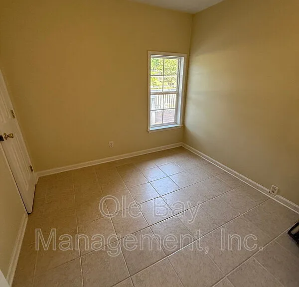 5011 Highcrest Dr — Photo 11