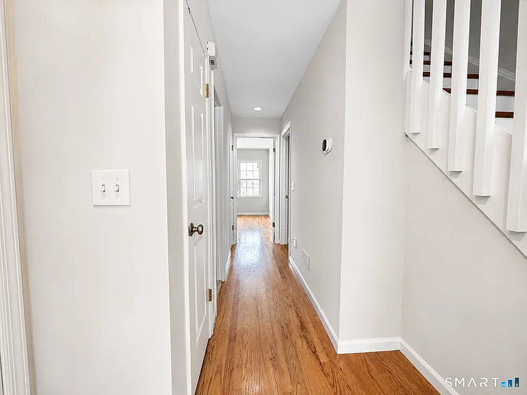 51 Old Kings Hwy #16 — Photo 10