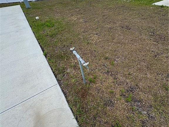 4th image of 310 Horizon RD