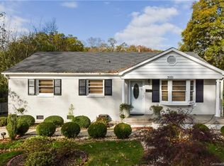 3101 Dunaire Dr, Charlotte, NC 28205