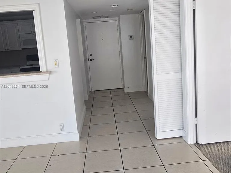 1901 Brickell Ave #B1007 — Photo 10