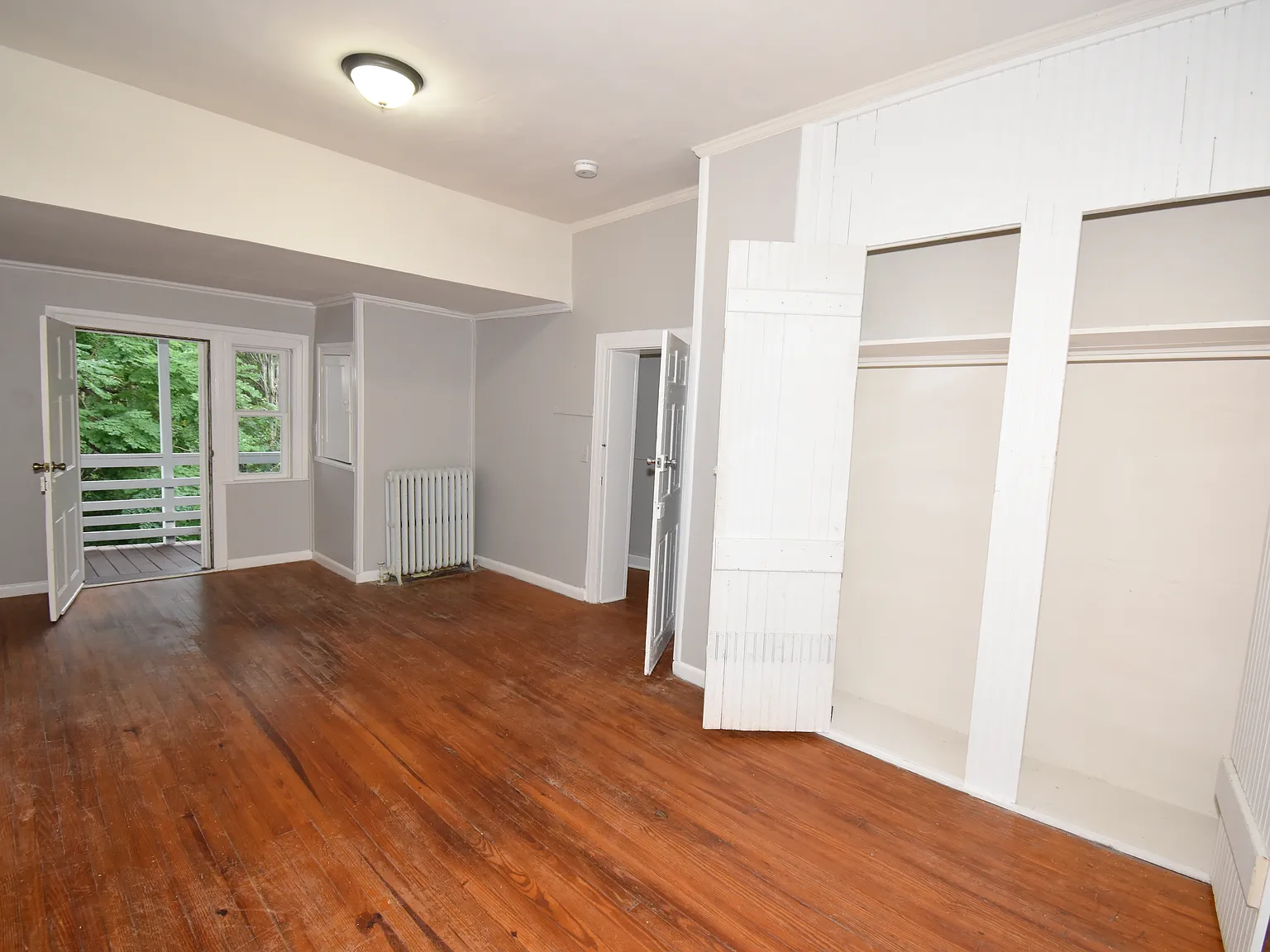 4 bed, 2845 sqft, $2,349 — Photo 2