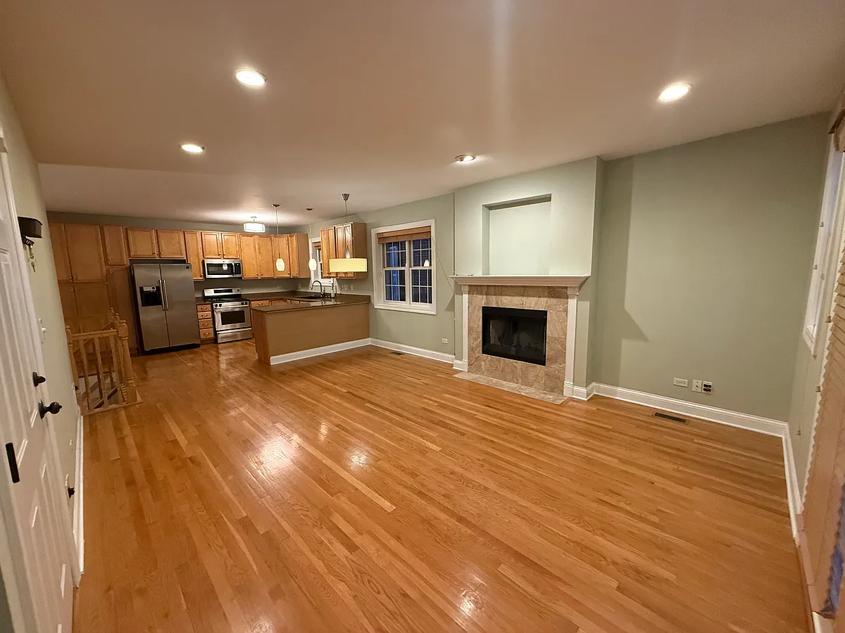 Building Photo - 2654 W Rice St #1