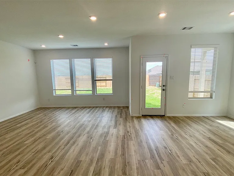 26610 Daylily Grove St — Photo 15