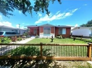 918 Wilshire Pl, Corpus Christi, TX 78411
