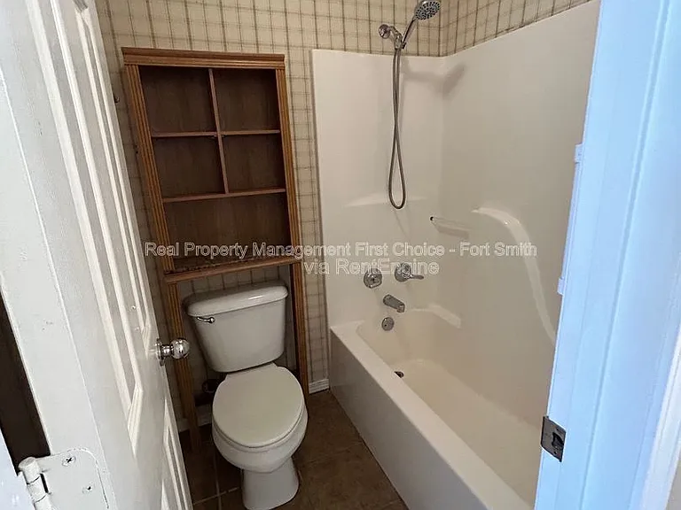 775 Mount Harmony Rd — Photo 10