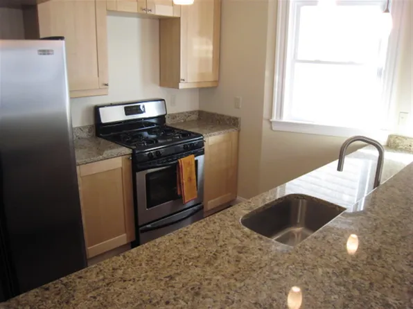 6 Giles Park, Somerville, MA