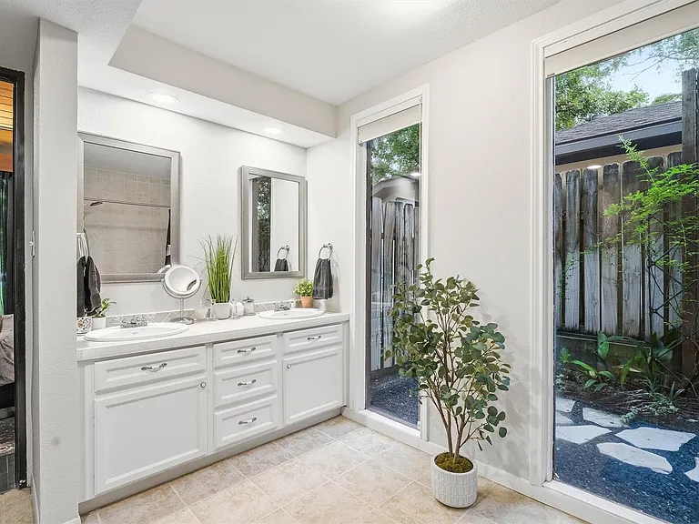 29 Winged Foot Dr — Photo 22