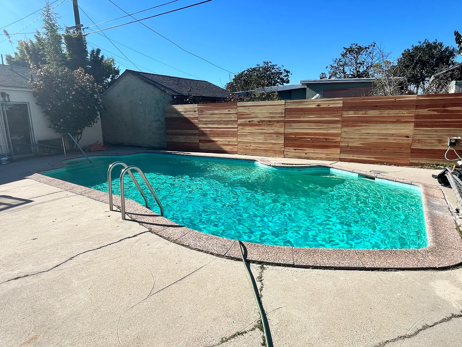 3 bed, 1.5 bath, 1700 sqft, $5,000 — Photo 1