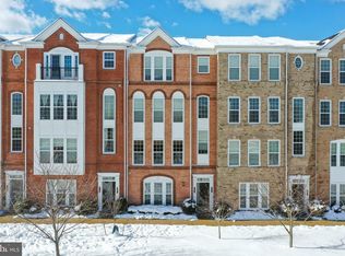 42827 Burrell Sq, Ashburn, VA 20147
