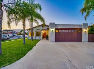 297 W Kirkwall Rd, Azusa, CA 91702