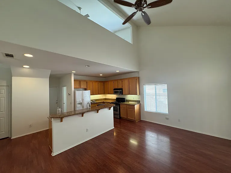 2664 Winter Ct — Photo 4