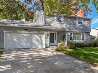 2027 13th Ave NW, Rochester, MN 55901