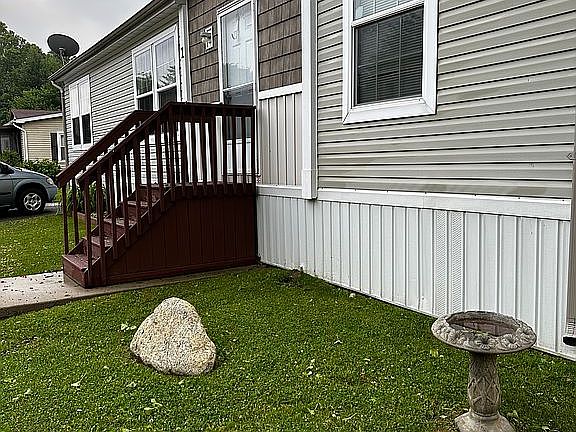 2nd image of 1 Emerald Cir