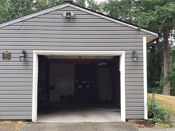 3rd image of 8302 116th St SW