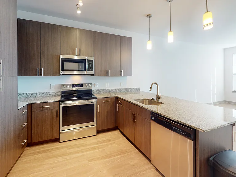1274 at Towson — Photo 72