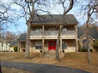 124 Comanche Moon Trl, Decatur, TX 76234