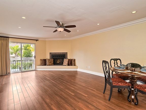2nd image of 3767 Balboa Ter Unit B