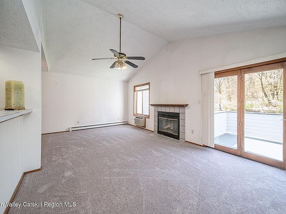 2nd image of 9 Rock Maple Road