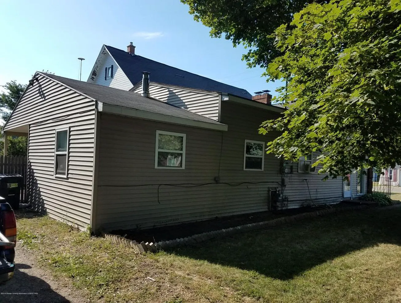 3 bed, 1375 sqft, $1,100 — Photo 3