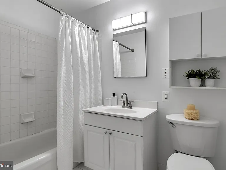 1308 Clifton St NW #210 — Photo 18