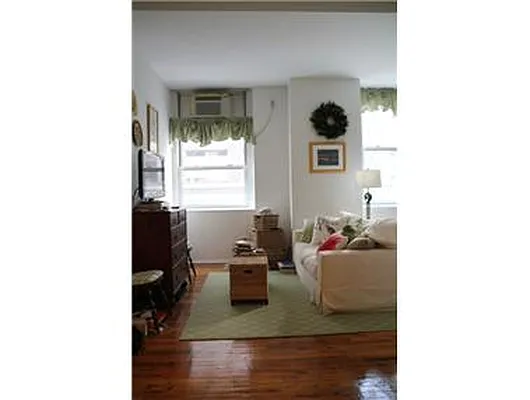 Sold by Douglas Elliman | media 17