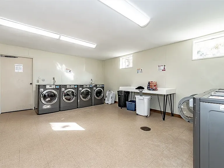 245 Regency Park Dr #245 — Photo 24
