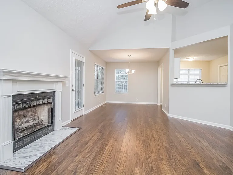 3540 Calais Cir — Photo 5