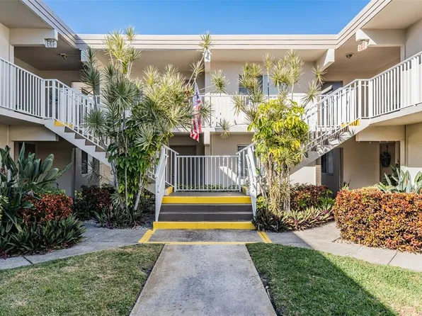 6700 1st Ave S APT 211, Saint Petersburg, FL 33707