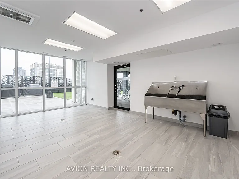 60 Charles St W #1602 — Photo 37