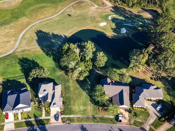 2724 Muirfield Dr, Zachary, LA 70791
