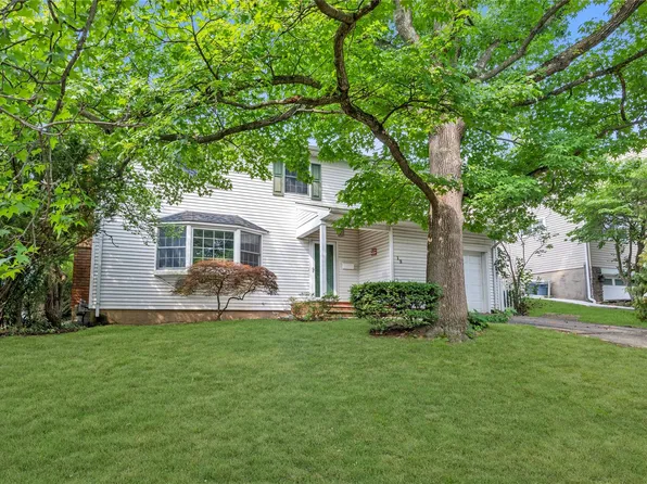 12 Clinch Avenue, Garden City, NY 11530