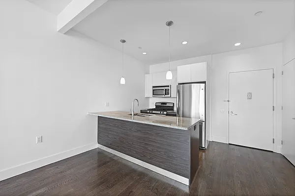 Rented by Mammon Realty Inc | media 2