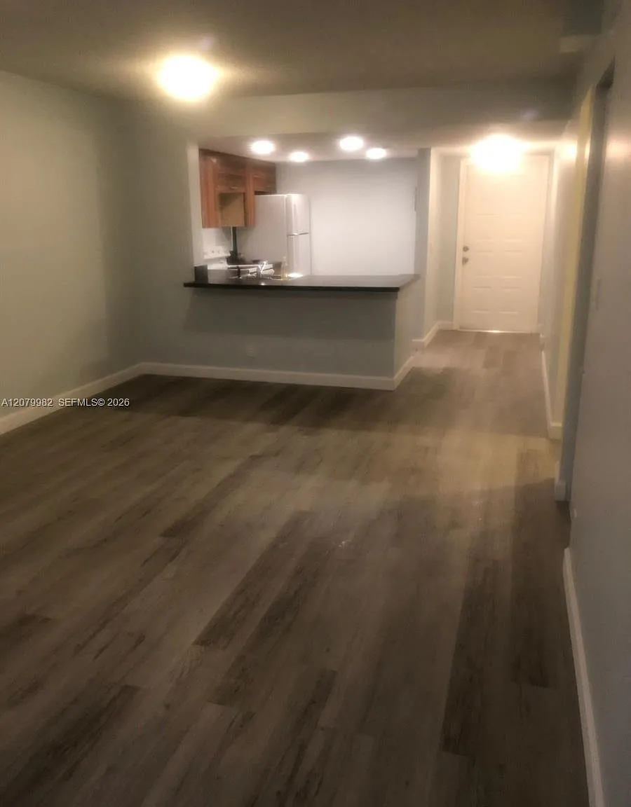 Sunrise Springs Condo I — Photo 4