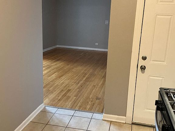 4th image of 7542 S Stewart Ave #7546-2B