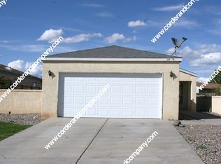 1117 Sand Dune Rd NE, Rio Rancho, NM 87144
