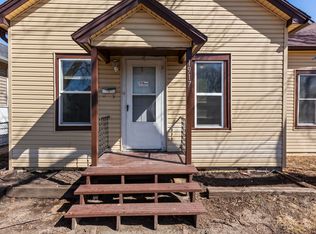 1917 S 11th St, Council Bluffs, IA 51501