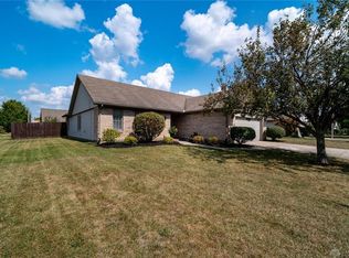 511 Rubythroat Ln, Clayton, OH 45315