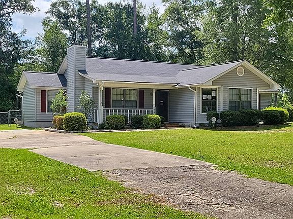 3rd image of 1322 Jeffery Ln